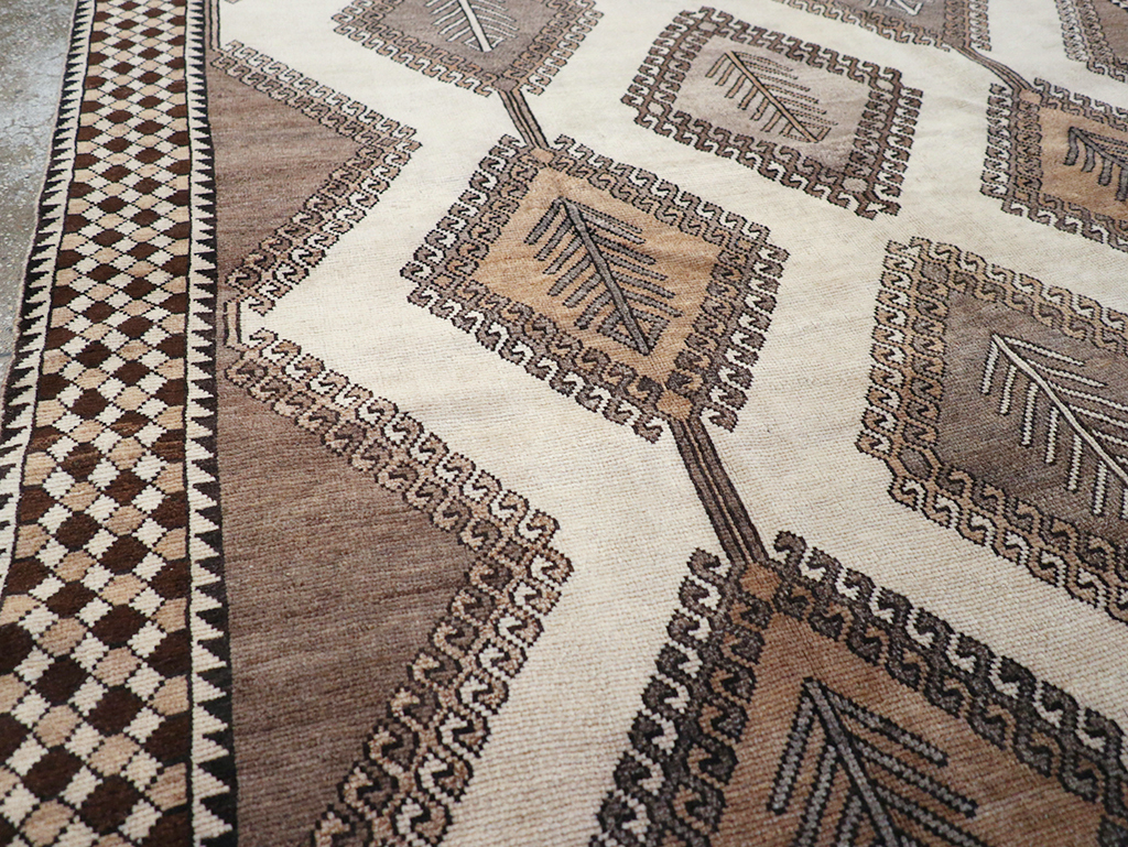 Vintage Persian Gabbeh Accent Rug (Pair: 1 of 2), No.32088 - Gsblank