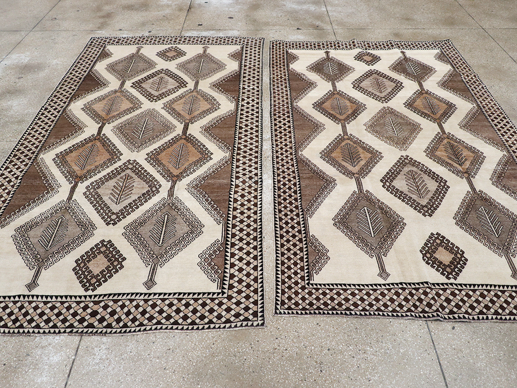 Vintage Persian Gabbeh Accent Rug (Pair: 1 of 2), No.32088 - Gsblank