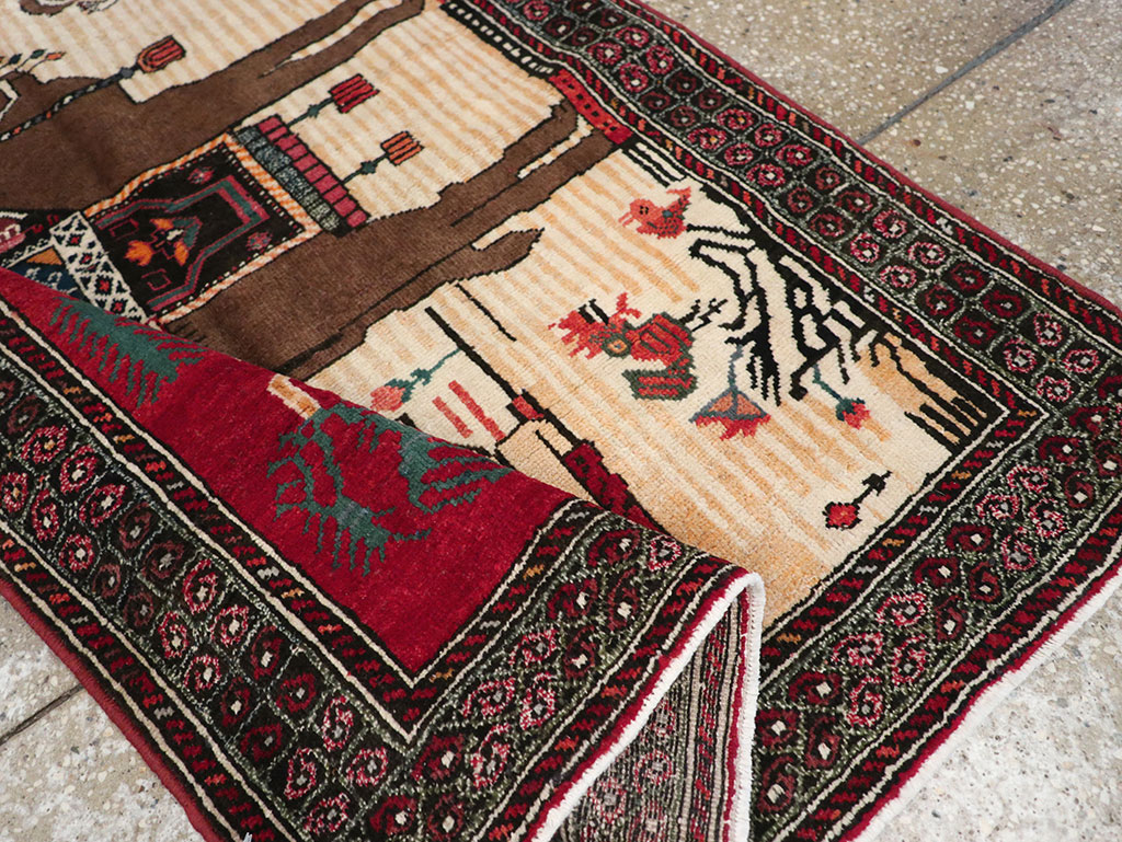 Vintage Persian Mashad Pictorial Rug, No.32098 - Gsblank