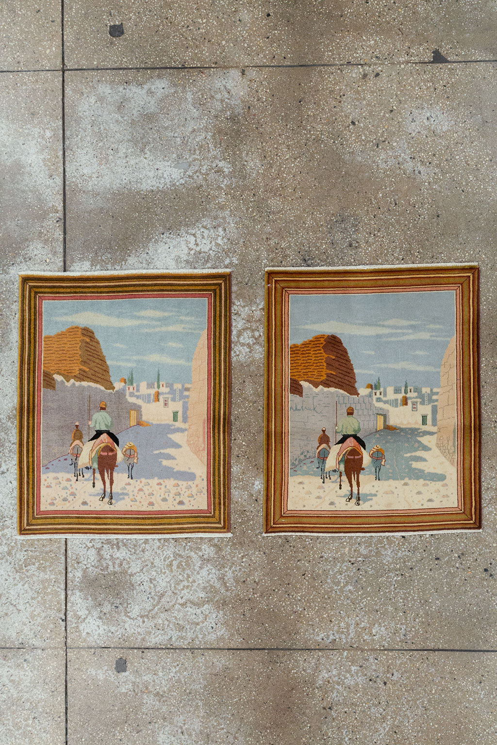 Vintage Persian Tabriz Pictorial Rug (Pair: 2 of 2), No.32100 - Gsblank