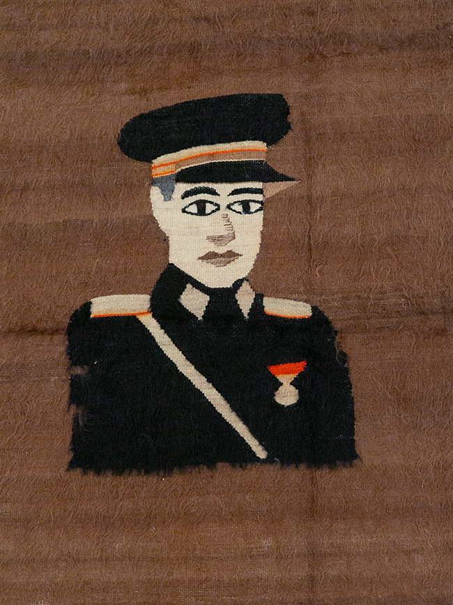 Vintage Turkish Mohair Pictorial Accent Rug, No.32105 - Gsblank