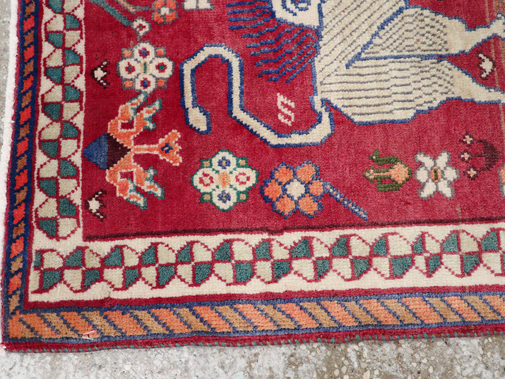 Vintage Persian Shiraz Pictorial Throw Rug, No.32107 - Gsblank