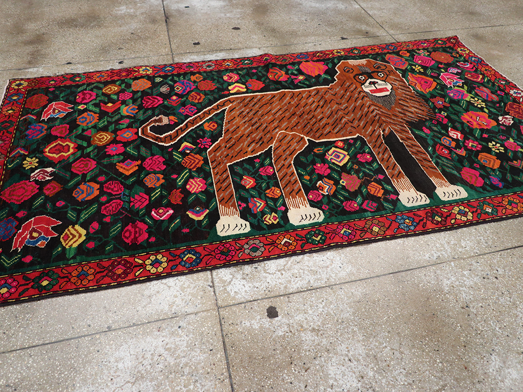 Vintage Caucasian Karabagh Pictorial Gallery Rug, No.32116 - Gsblank