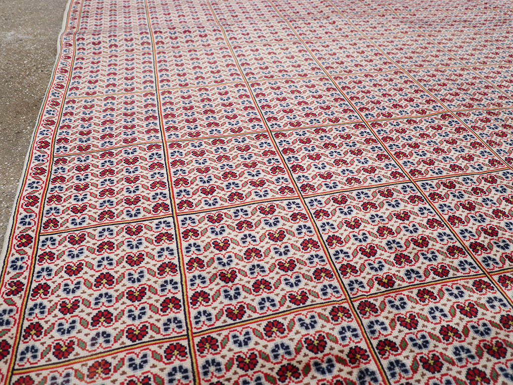 Vintage Persian Kashan Room Size Carpet, No.32118 - Gsblank