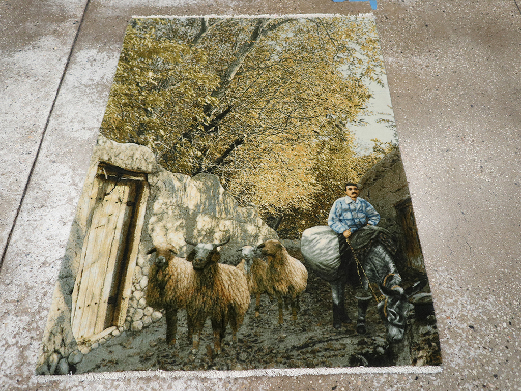 Modern Persian Tabriz Pictorial Throw Rug, No.32120 - Gsblank