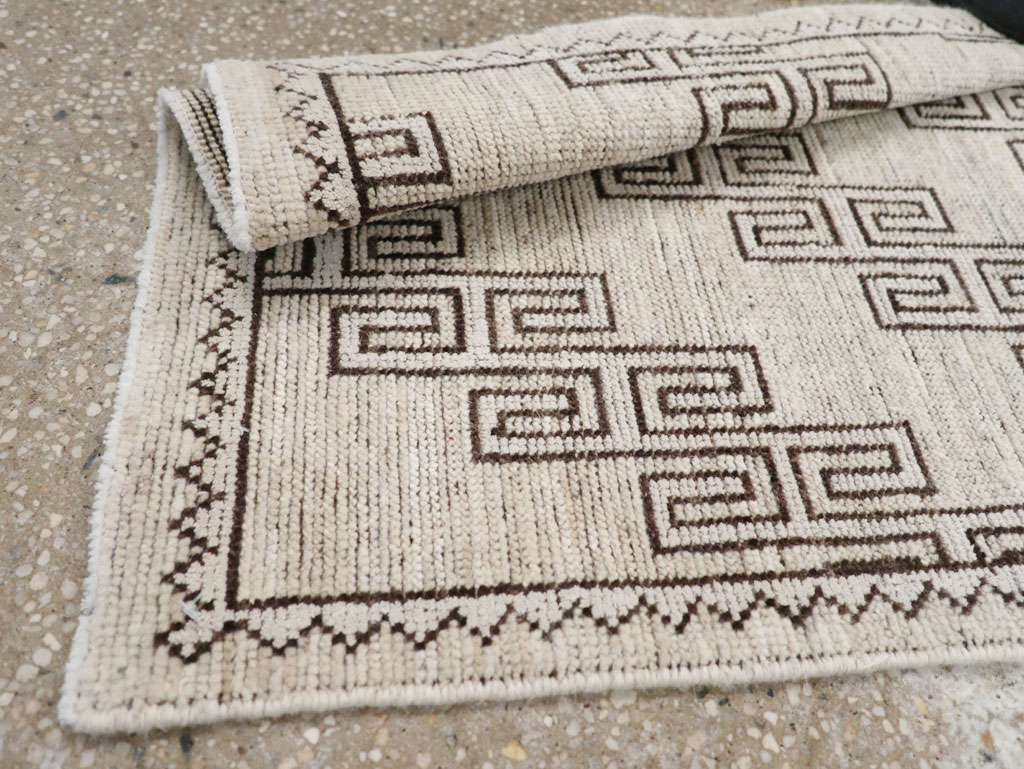 Modern East Turkestan Khotan Throw Rug, No.32135 - Gsblank