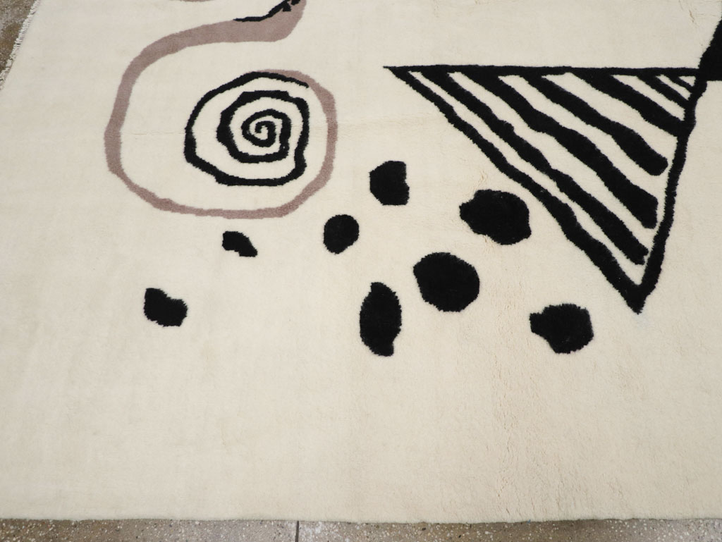 Modern Turkish Art Deco Carpet in the style of Alexander Calder, No.32138 - Gsblank