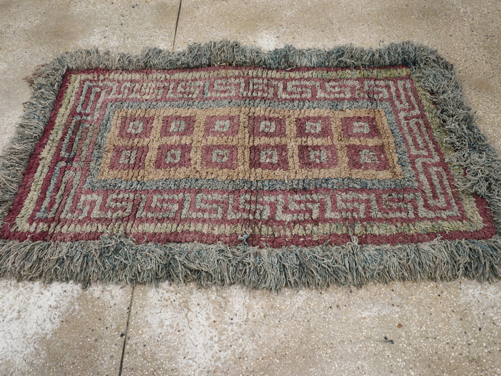 Antique Tibetan Wangden Throw Rug, No.32141 - Gsblank