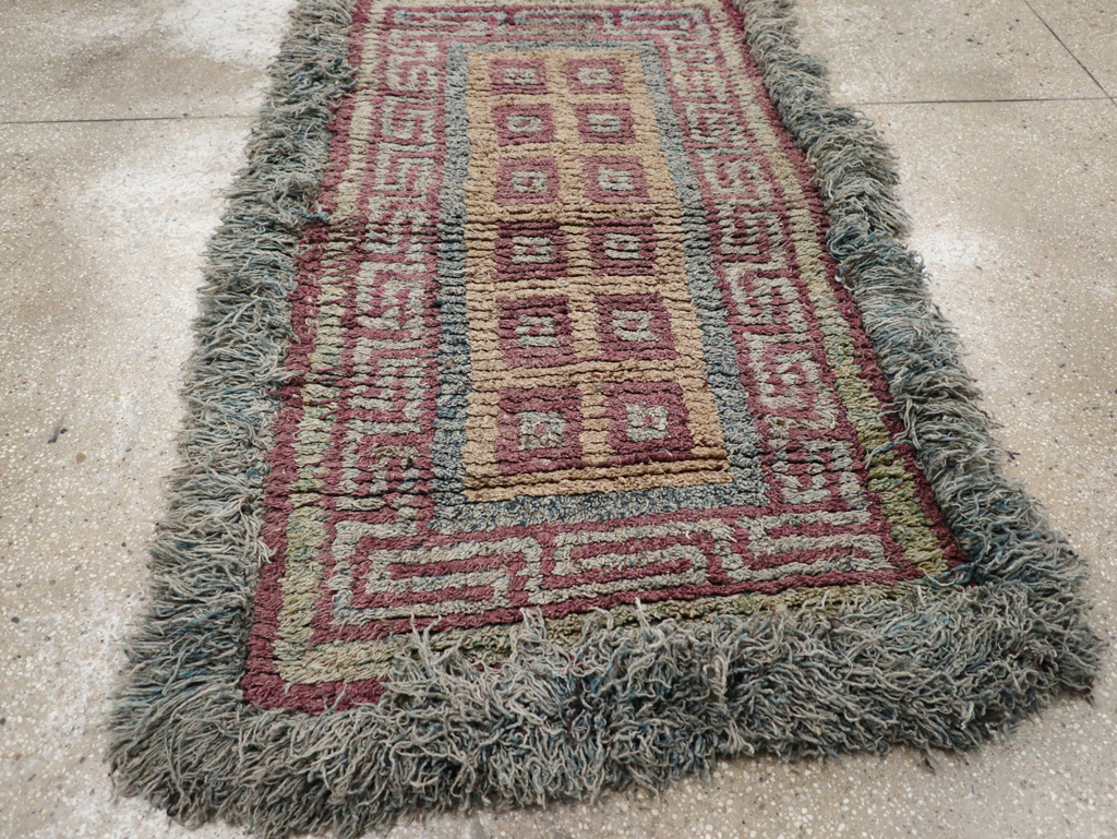 Antique Tibetan Wangden Throw Rug, No.32141 - Gsblank