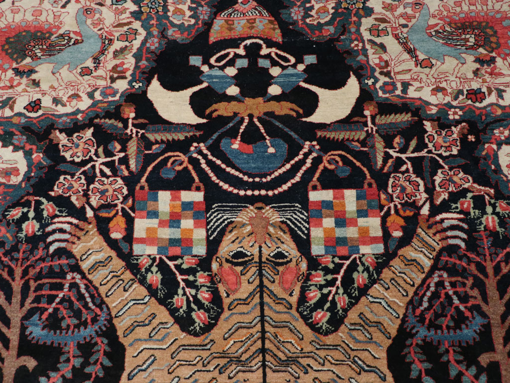 Antique Persian Sarouk Fereghan Pictorial Accent rug, No.32173 - Gsblank