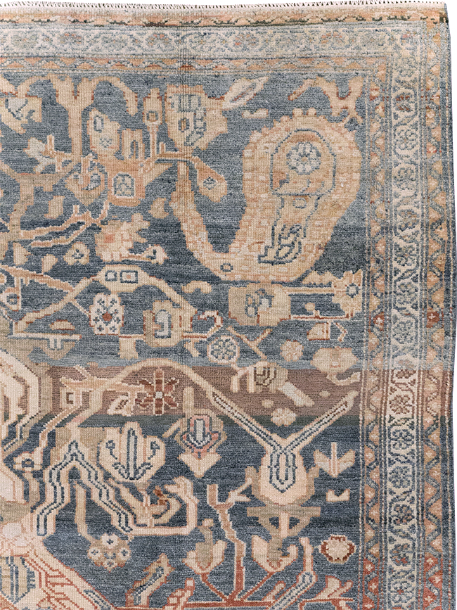 Antique Persian Bakhtiari Gallery Carpet, No.32184 - Gsblank