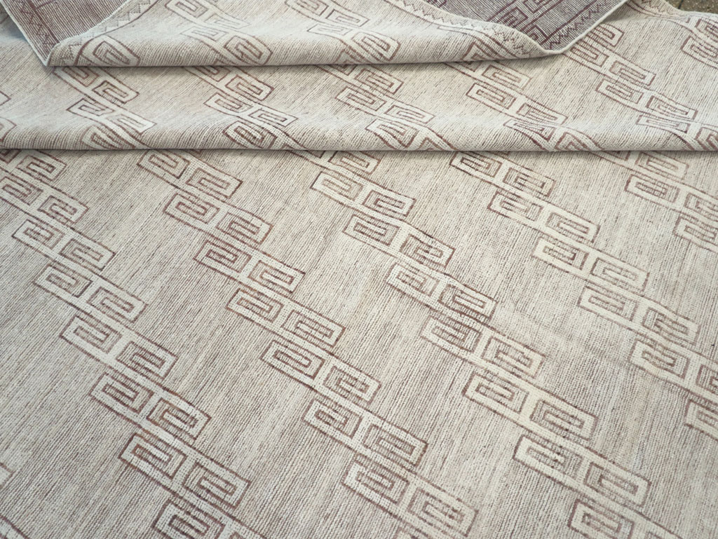 Contemporary East Turkestan Khotan Room Size Carpet, No.32193 - Gsblank