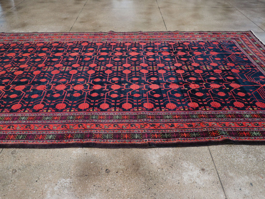 Antique East Turkestan Khotan Long and Narrow Gallery Carpet, No.32195 - Gsblank