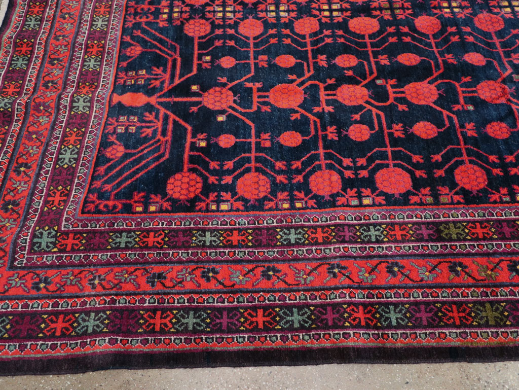 Antique East Turkestan Khotan Long and Narrow Gallery Carpet, No.32195 - Gsblank