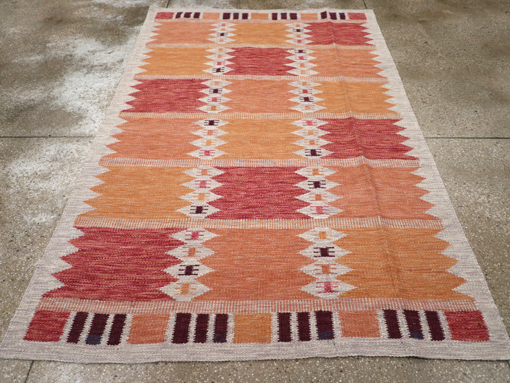 Swedish Inspired Contemporary Turkish Flatweave Accent Rug, No.32201 - Gsblank