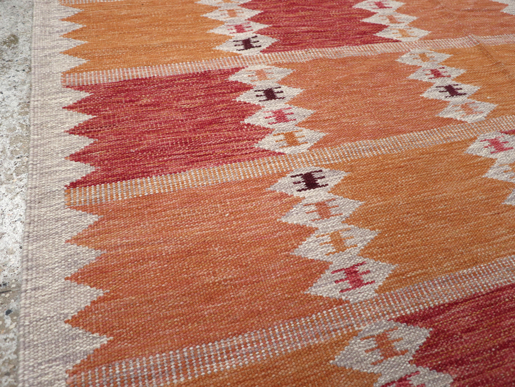 Swedish Inspired Contemporary Turkish Flatweave Accent Rug, No.32201 - Gsblank