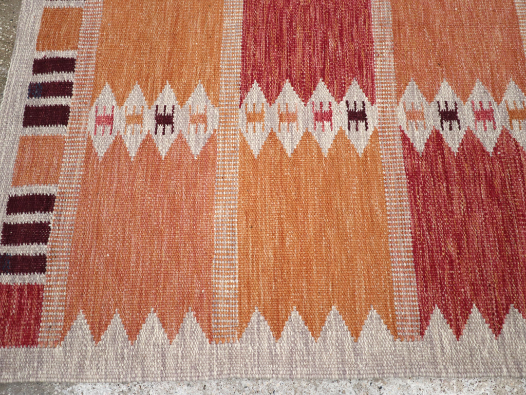 Swedish Inspired Contemporary Turkish Flatweave Accent Rug, No.32201 - Gsblank