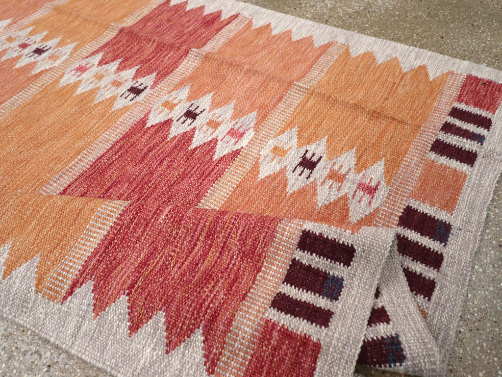 Swedish Inspired Contemporary Turkish Flatweave Accent Rug, No.32201 - Gsblank