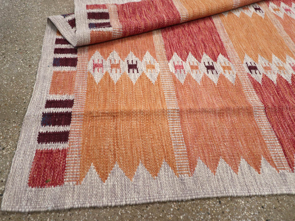 Swedish Inspired Contemporary Turkish Flatweave Accent Rug, No.32201 - Gsblank