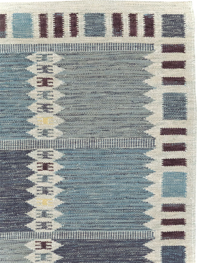 Swedish Inspired Modern Turkish Flatweave Accent Rug, No.32204 - Gsblank