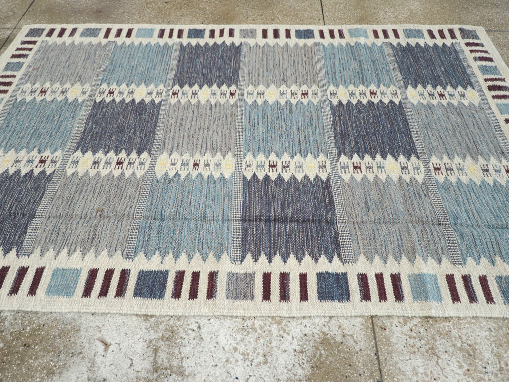 Swedish Inspired Modern Turkish Flatweave Accent Rug, No.32204 - Gsblank
