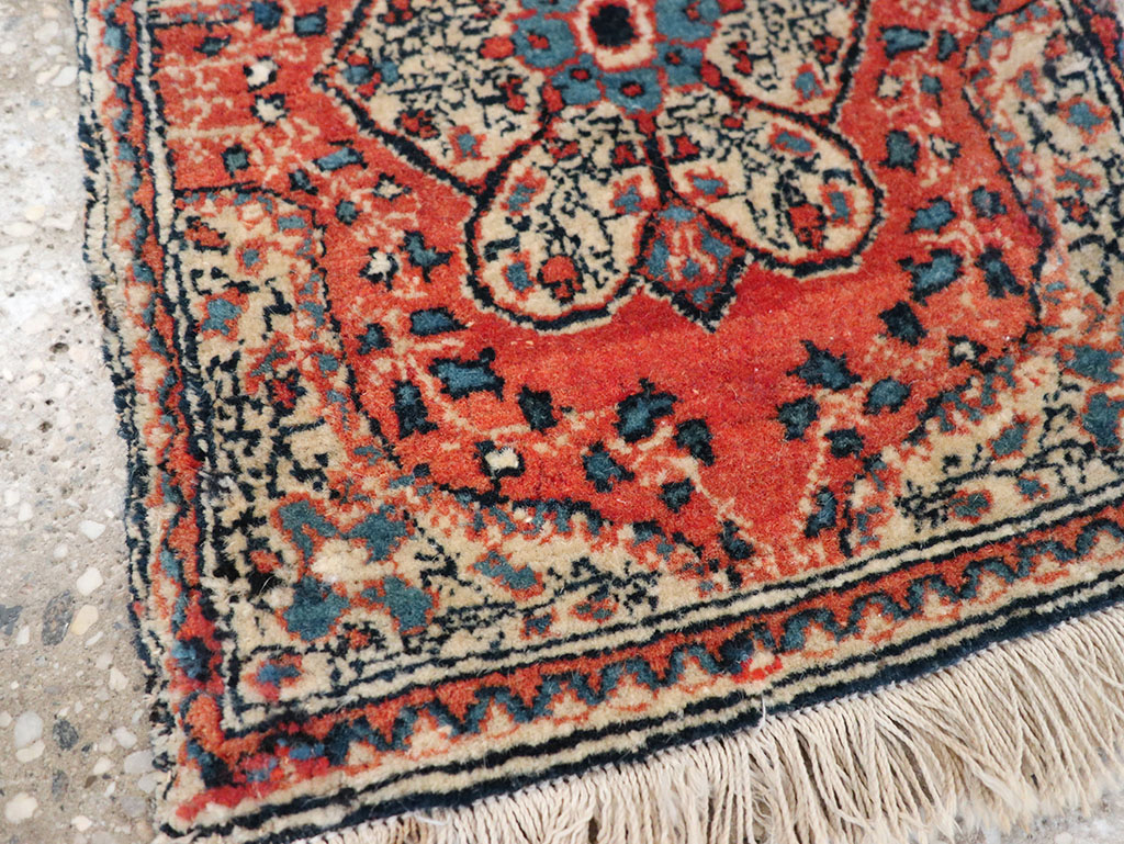 Antique Persian Tabriz Throw Rug, No.32209 - Gsblank