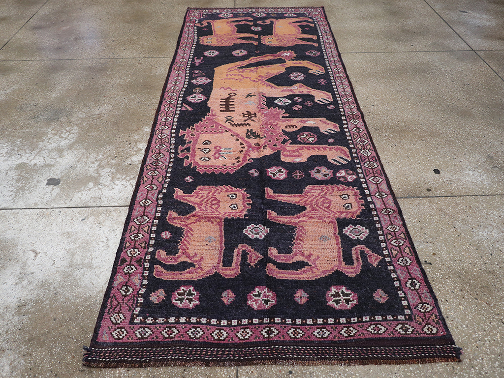 Vintage Turkish Anatolian Pictorial Runner, No.32213 - Gsblank