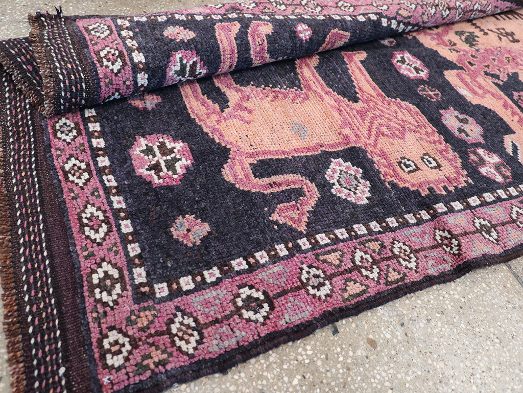 Vintage Turkish Anatolian Pictorial Runner, No.32213 - Gsblank