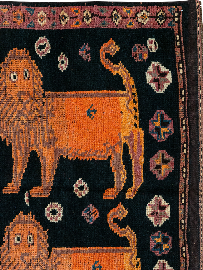 Vintage Turkish Anatolian Pictorial Gallery Rug, No.32214 - Gsblank