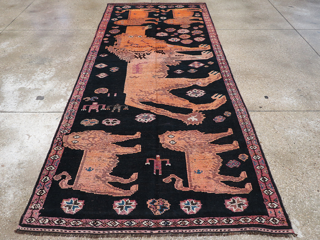 Vintage Turkish Anatolian Pictorial Gallery Rug, No.32214 - Gsblank