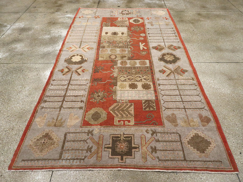 Antique East Turkestan Khotan Gallery Rug, No.32215 - Gsblank