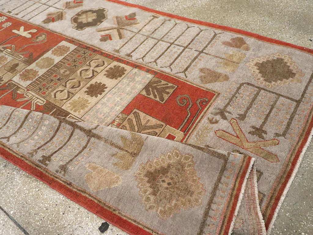 Antique East Turkestan Khotan Accent Carpet, No.32215 - Gsblank