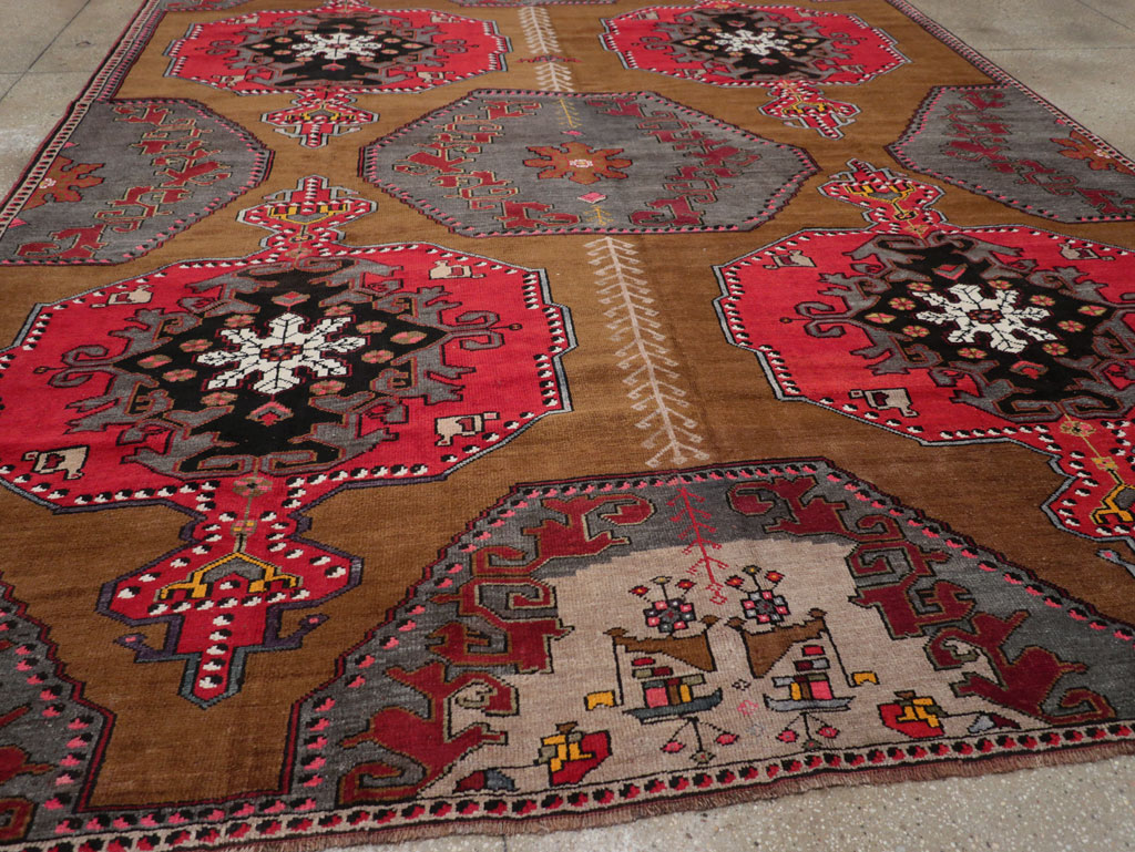 Vintage Turkish Anatolian Room Size Carpet, No.32224 - Gsblank