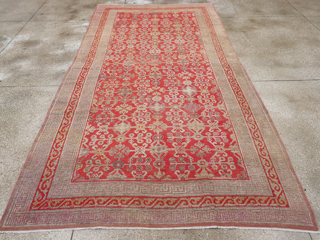 Antique East Turkestan Khotan Gallery Carpet, No.32227 - Gsblank