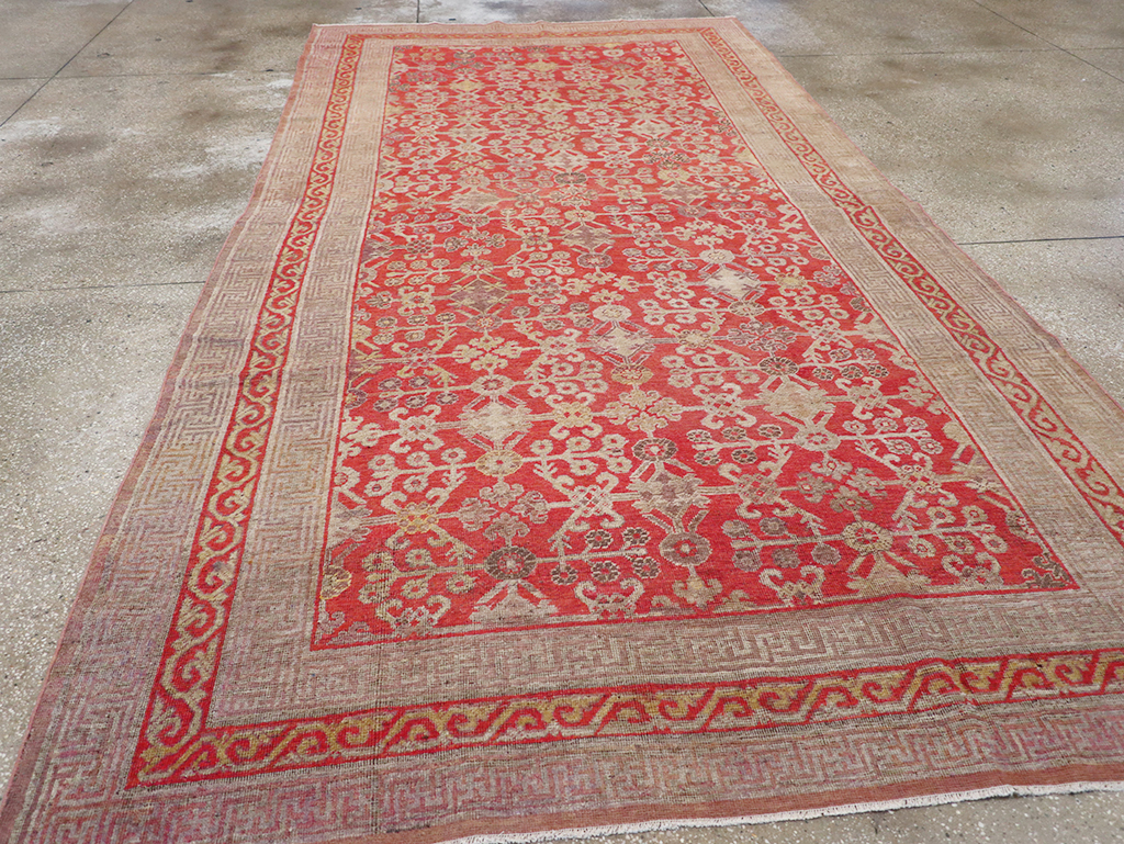 Antique East Turkestan Khotan Gallery Carpet, No.32227 - Gsblank