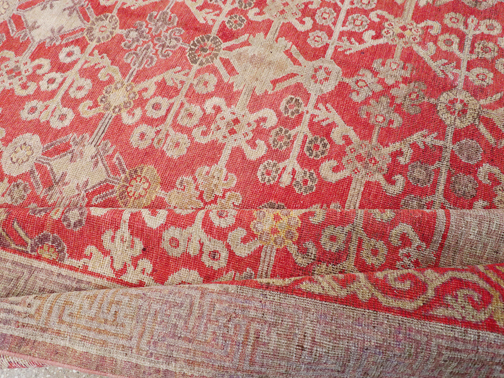 Antique East Turkestan Khotan Gallery Carpet, No.32227 - Gsblank