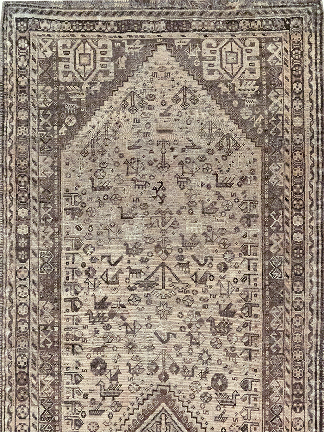 Vintage Persian Shiraz Gallery Rug, No.32231 - Gsblank