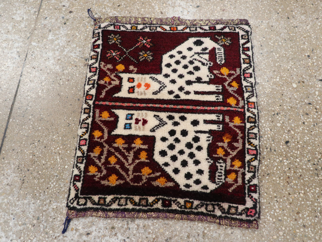 Vintage Anatolian Pictorial Rug, No.32242 - Gsblank