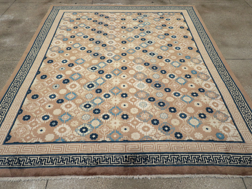 Vintage Chinese Peking Small Room Size Carpet, No.32257 - Gsblank