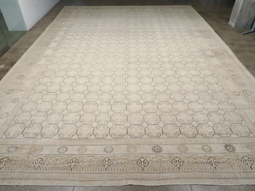 Modern East Turkestan Khotan Oversize Carpet, No.32268 - Gsblank