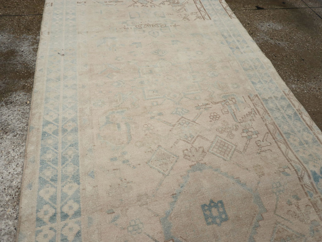 Vintage Persian Heriz Runner, No.32274 - Gsblank