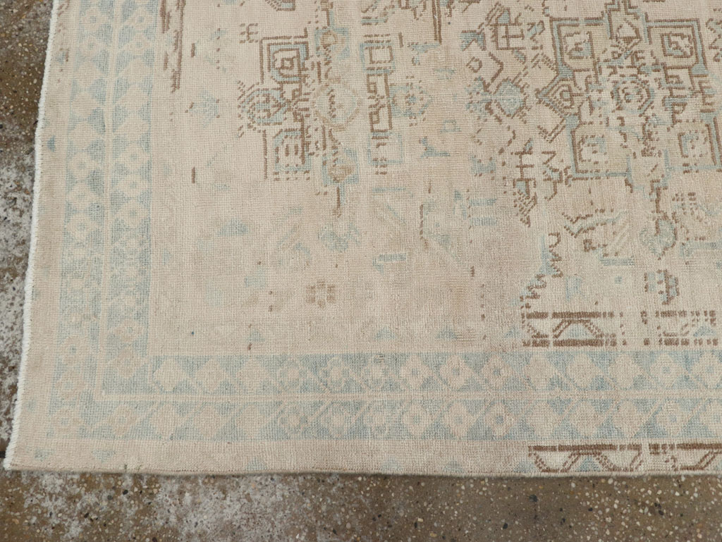 Vintage Persian Heriz Runner, No.32274 - Gsblank