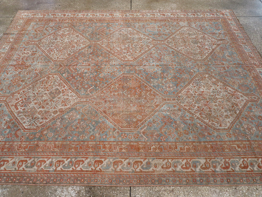Antique Persian Shiraz Accent Carpet, No.32278 - Gsblank