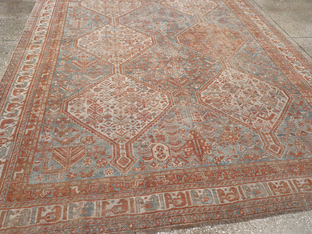 Antique Persian Shiraz Accent Carpet, No.32278 - Gsblank