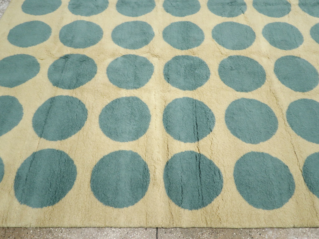 Modern Turkish Room Size Carpet, No.32287 - Gsblank