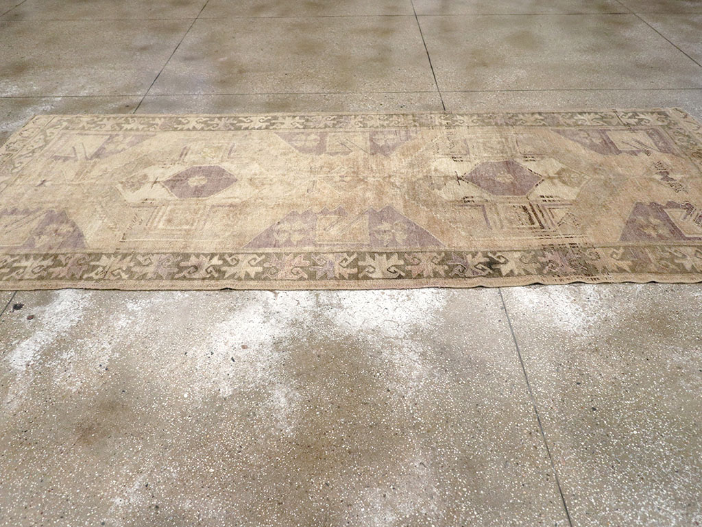 Vintage Turkish Anatolian Wide Gallery Runner, No.32324 - Gsblank