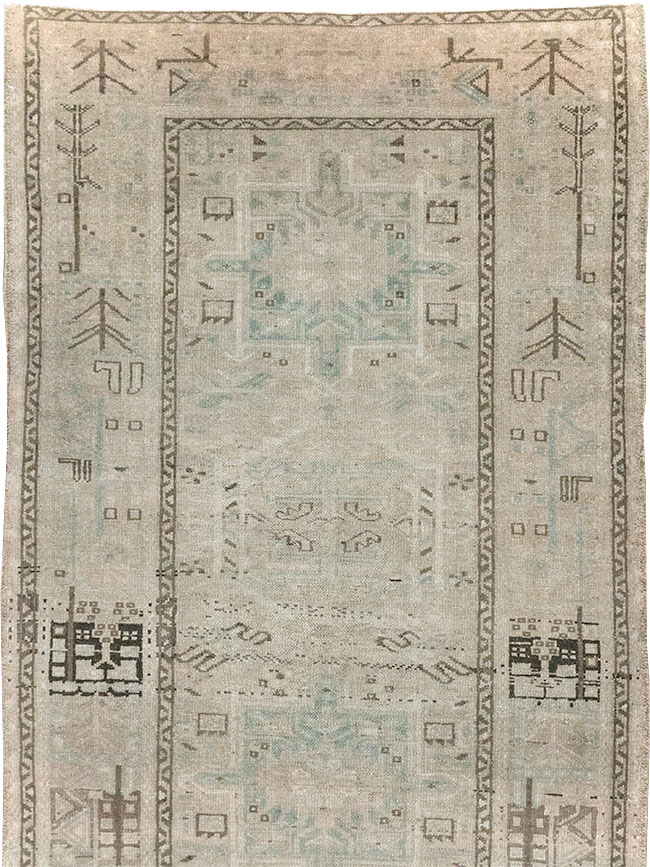 Vintage Persian Karajeh Rug, No.32331 - Gsblank
