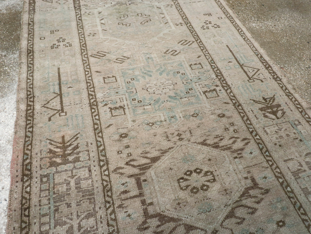 Vintage Persian Karajeh Rug, No.32331 - Gsblank