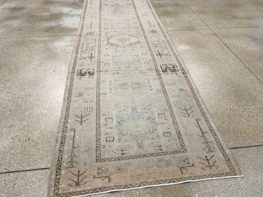 Vintage Persian Karajeh Rug, No.32331 - Gsblank