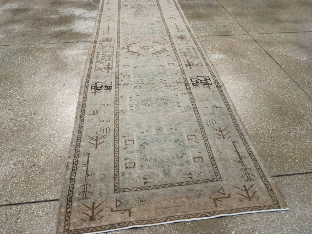 Vintage Persian Karajeh Rug, No.32331 - Gsblank